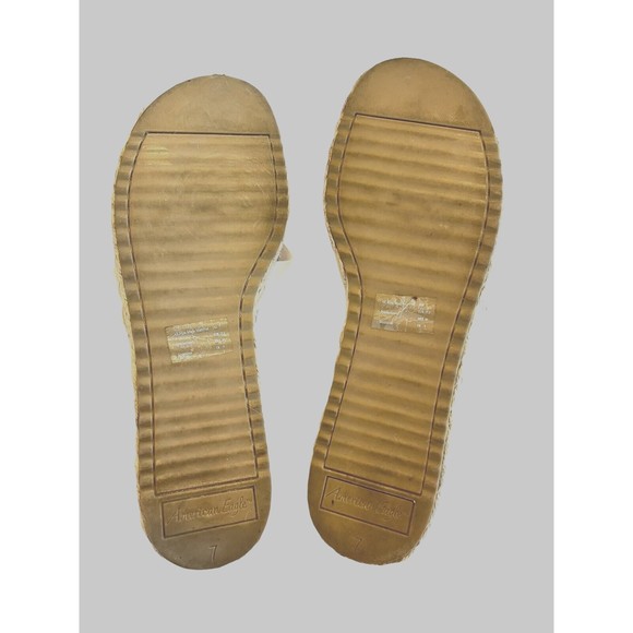 American Eagle white Sandal Slip On Burlap Rope Braid around sole Size 7 - Picture 3 of 3